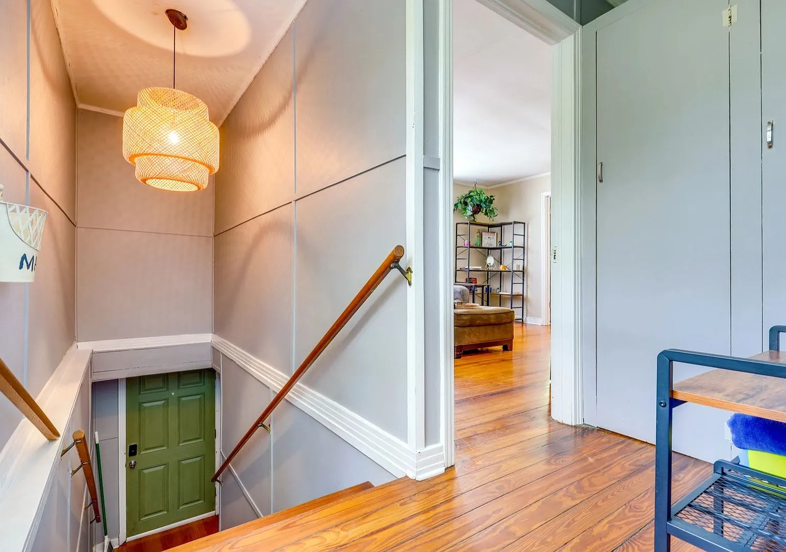 Charming 2BR Duplex in Jacksonville — Photo 3