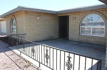 1st image of 4145 E Capri Ave