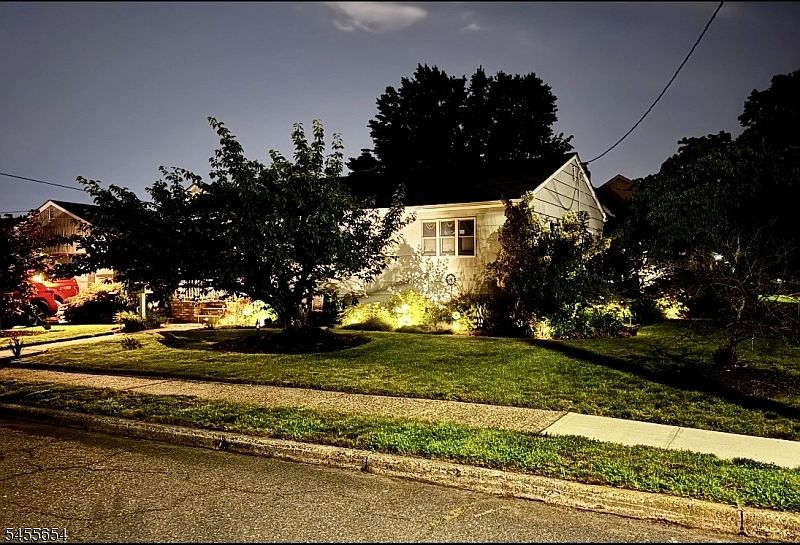 1st image of 5 Corsi Rd