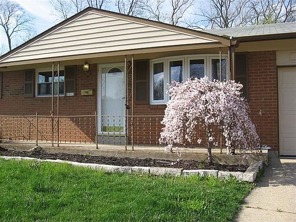 2nd image of 9311 Comstock Dr