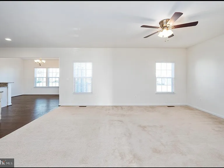 9203 Wild Spruce Dr — Photo 8