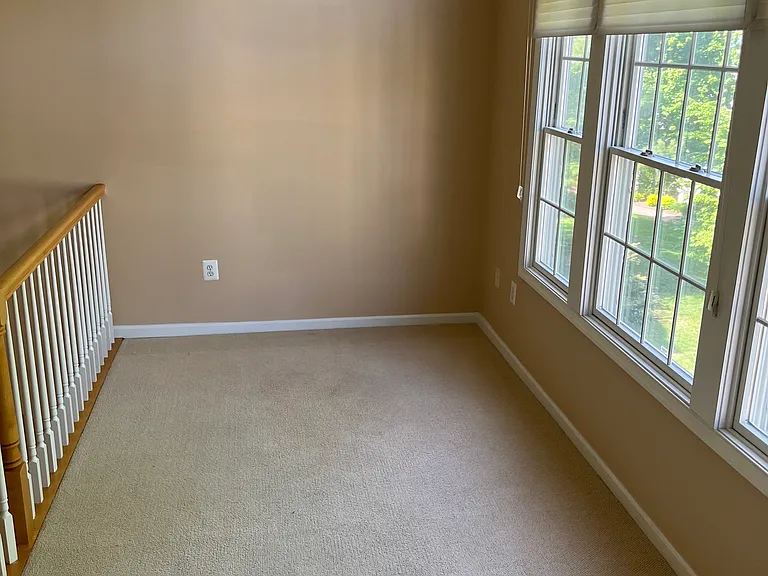627 Binghampton Ln — Photo 16