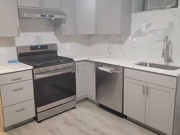 2nd image of 3 Farrell Way Floor 1