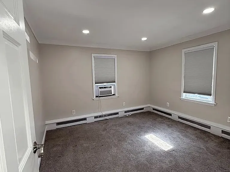 17 Fillmore Pl #1C — Photo 4