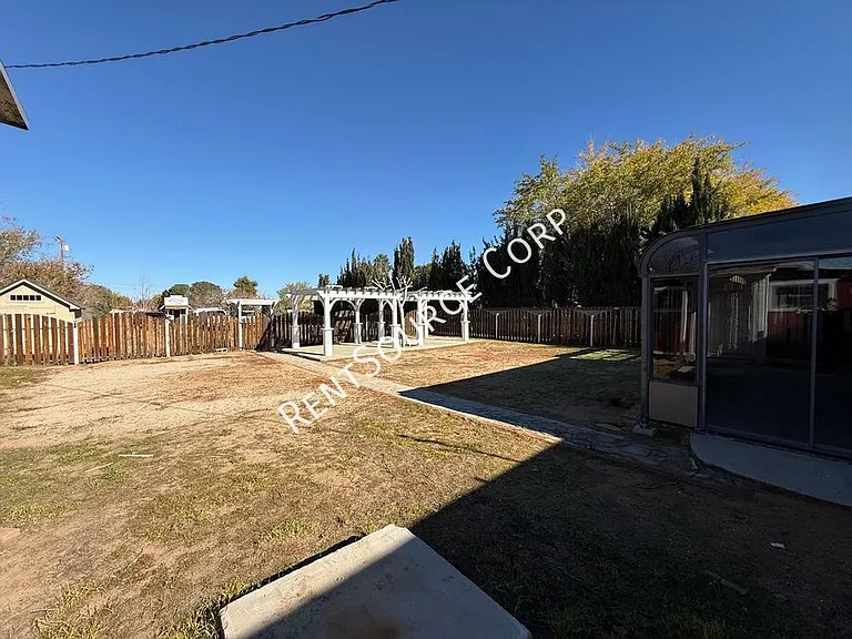 4827 W Avenue L6 — Photo 29
