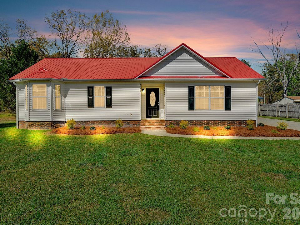 1st image of 2720 Goldmine Rd