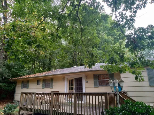 833 Bandy Ln, Ringgold, GA 30736