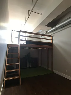 Rented by City Vista Inc | media 26