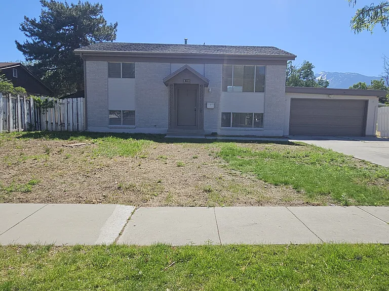 9831 S Darin Dr — Photo 26
