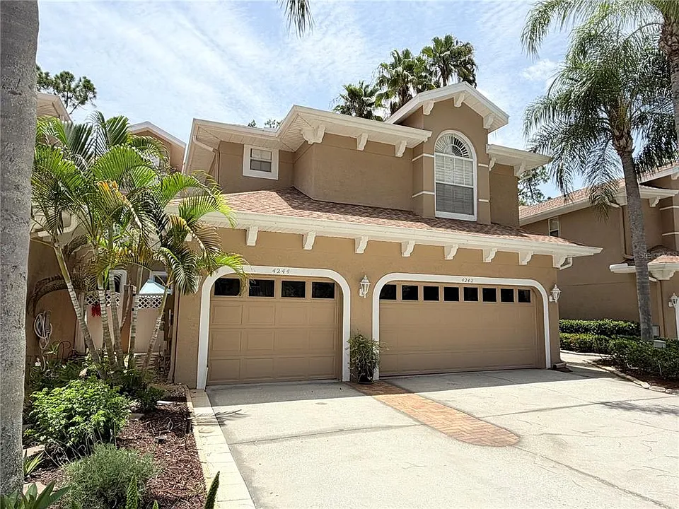 4244 Preserve Pl