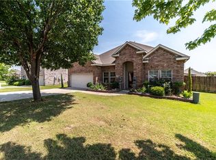 305 Sheridan Rd, Oak Pt, TX 75068