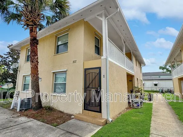 207 7th St S APT 1, Jacksonville Beach, FL 32250