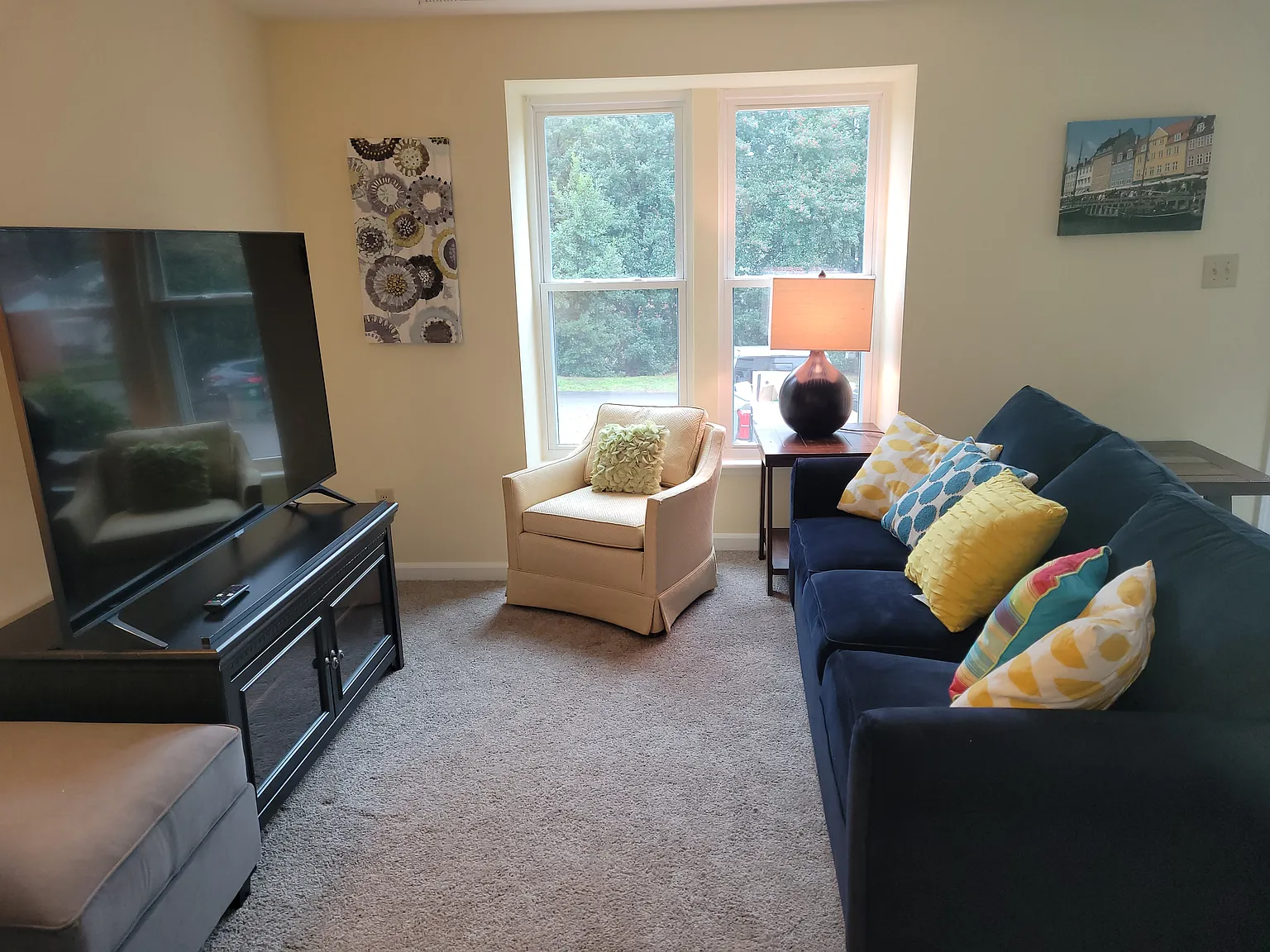 2 bed, 1148 sqft, $2,300 — Photo 2