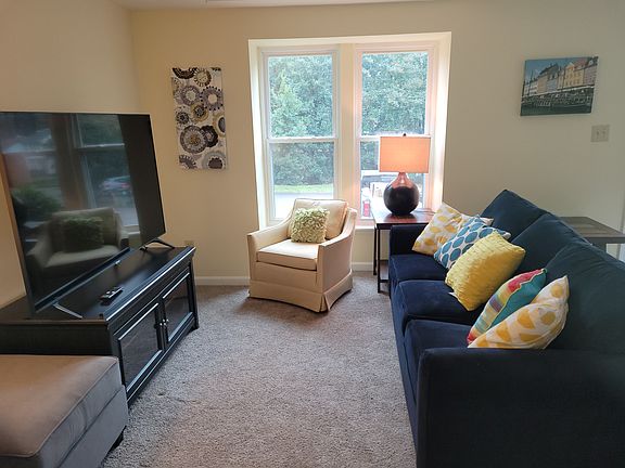 2nd image of 111 Rockspray Ct
