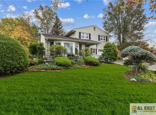 1 Hansen Rd, Old Bridge, NJ 08857