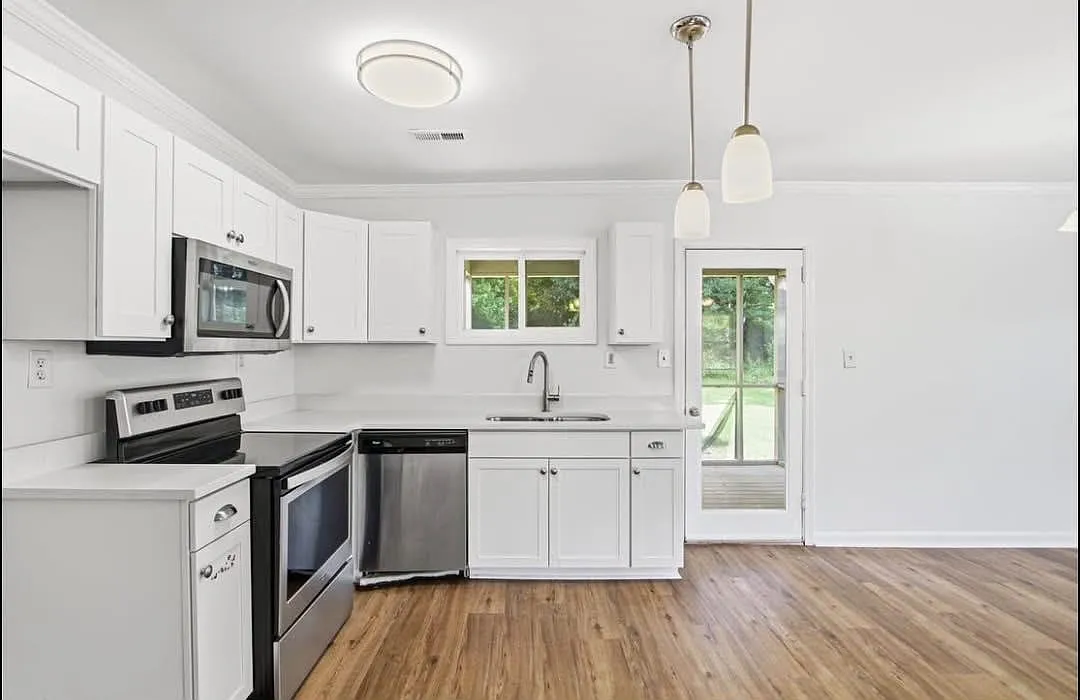 3 bed, 2.5 bath, 1248 sqft, $1,450 — Photo 4