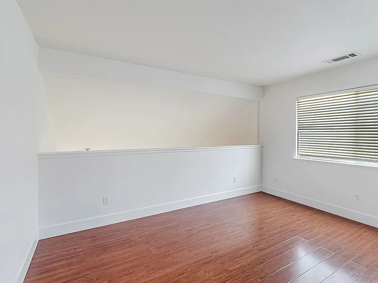 118 Copper Beech Gln — Photo 27