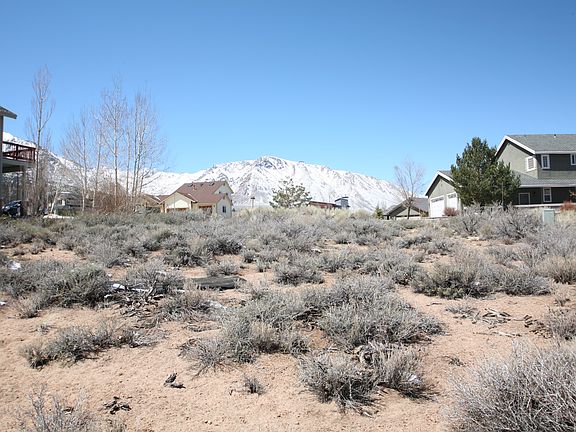 2nd image of 43 Larkspur Lane