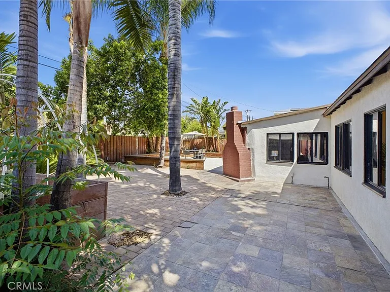 6845 Aura Ave — Photo 33