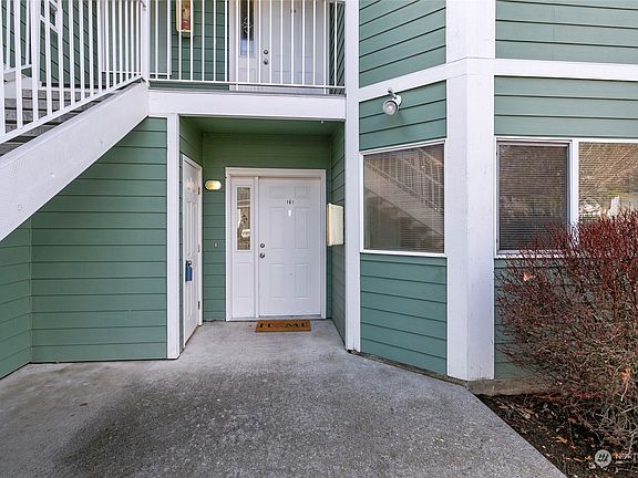 3rd image of 350 E Bellis Fair Pkwy