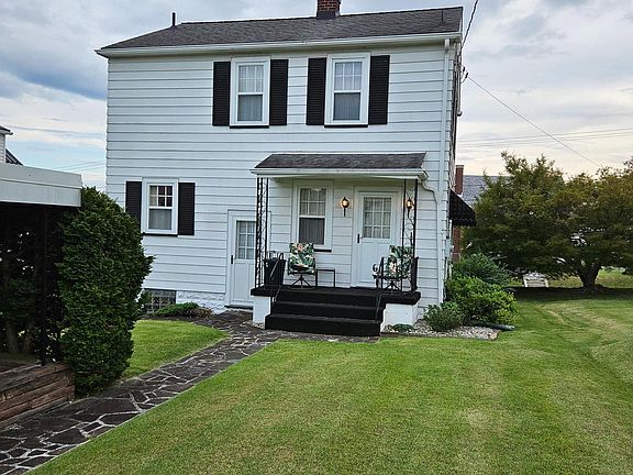 3rd image of 1306 E Oldtown Rd