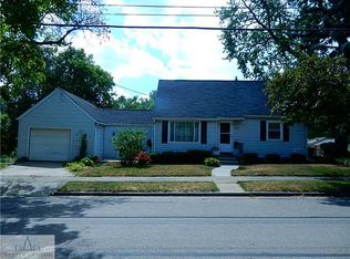 1423 Indiana Ave, Lansing, MI 48906