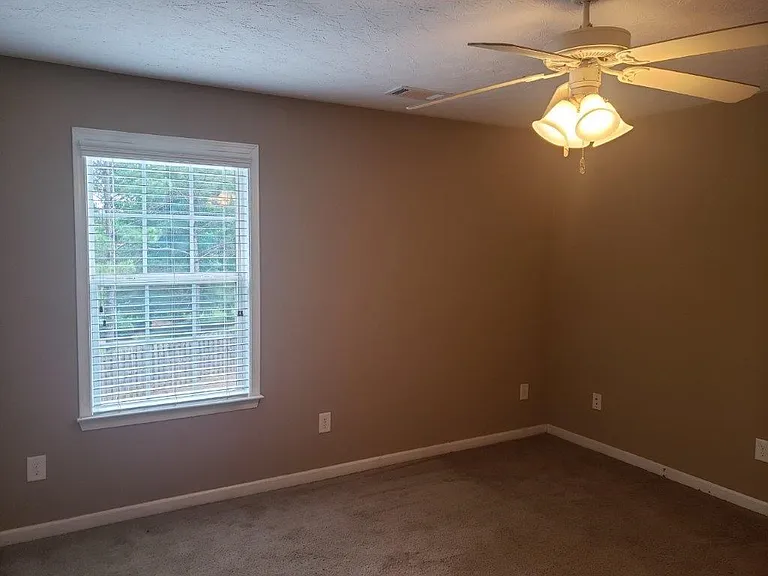 9001 Scottsdale Ct — Photo 31