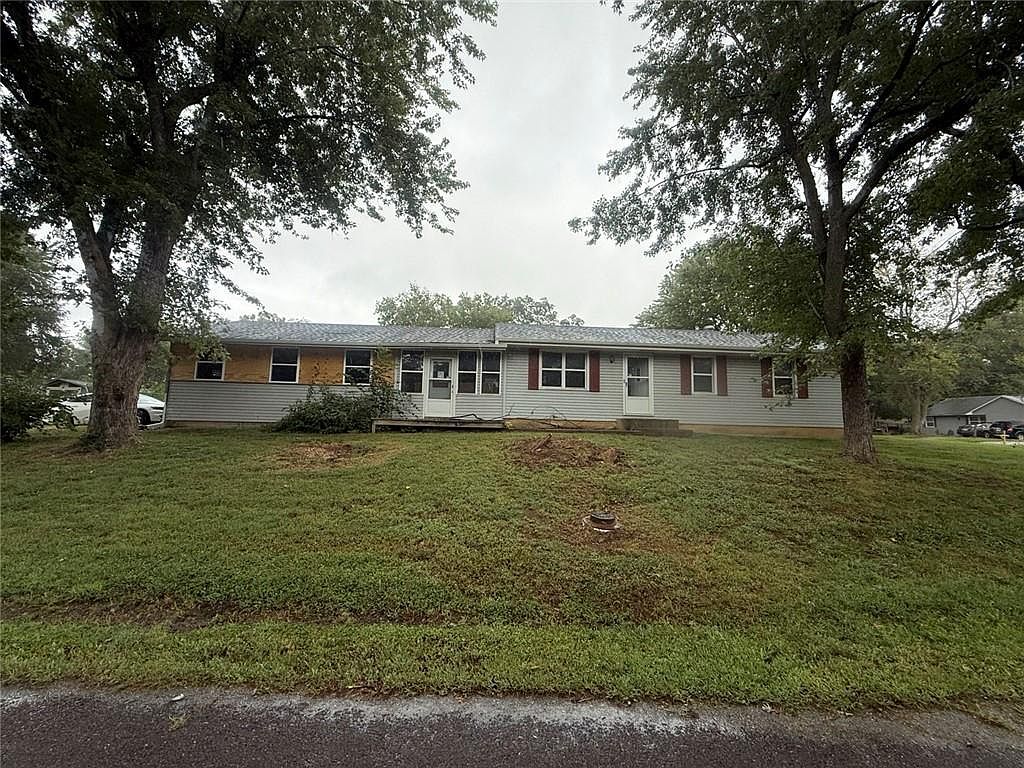 407 S Buffalo St, Holden, MO 64040 | MLS #2645913 | Zillow