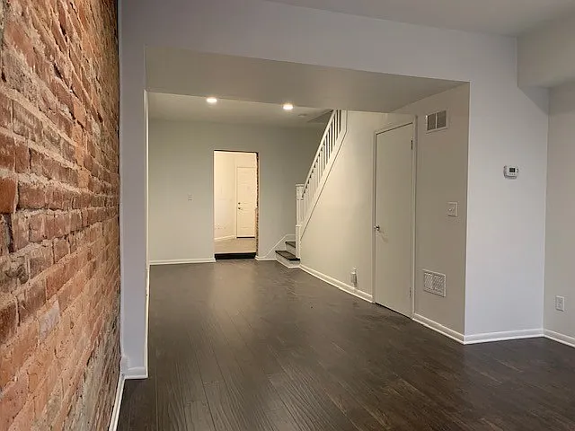 921 N 3rd St #2 — Photo 6