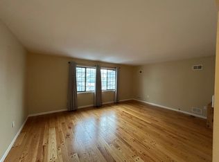 10 Lombard St FLOOR 2, Bloomfield, NJ 07003