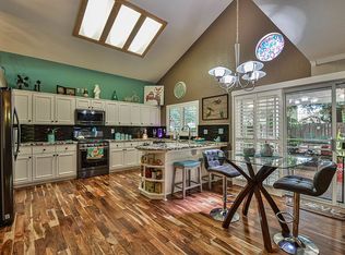 10181 River Park Cir, Stockton, CA