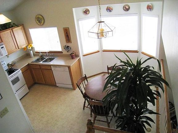 5th image of 2243 Jeanette Way