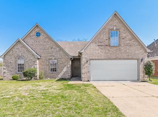 7262 Crape Myrtle Dr, Olive Branch, MS 38654