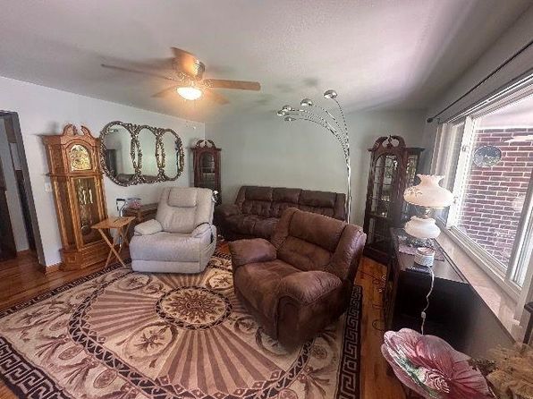 345 Goodwill Rd, Huntington, WV 25704
