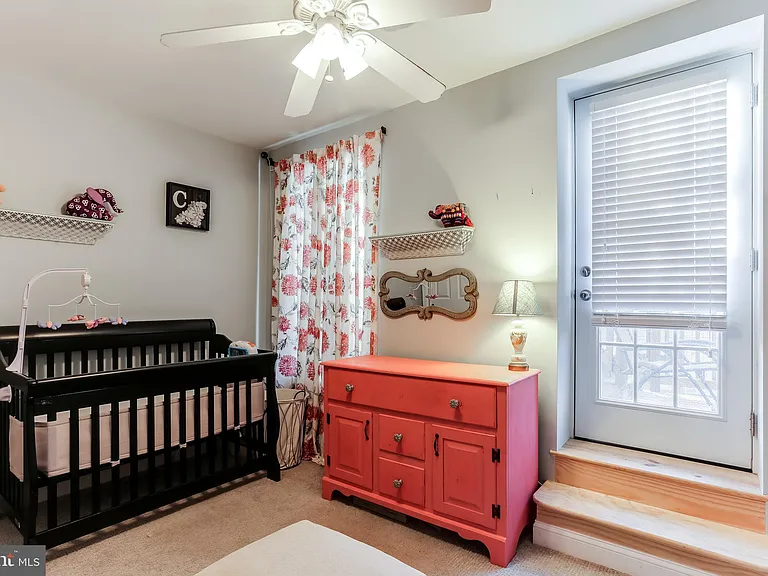 814 S Clinton St — Photo 44