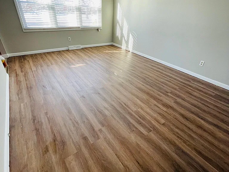 40 W Summerset Ln — Photo 4