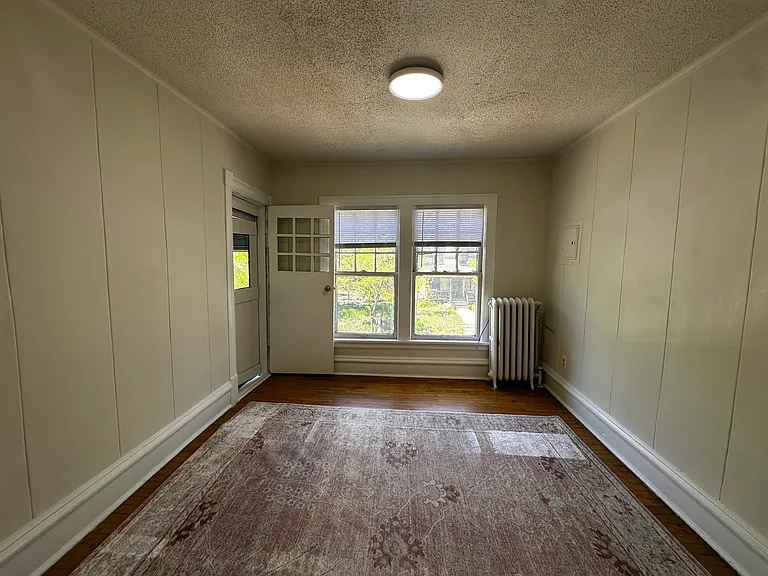 819 W 28th St #2 — Photo 13