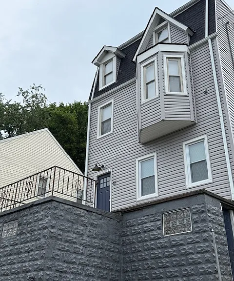 12 Joseph St — Photo 1