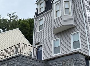 12 Joseph St, Pittsburgh, PA 15209