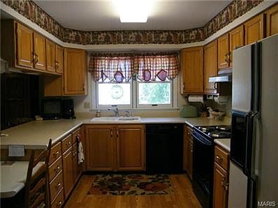 2nd image of 10529 Canter Ave