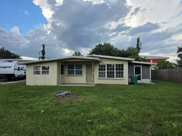 (undisclosed Address), Pt Charlotte, FL 33952