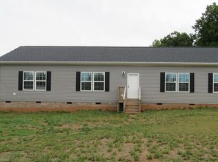172 Legacy Ln, Lexington, NC 27292