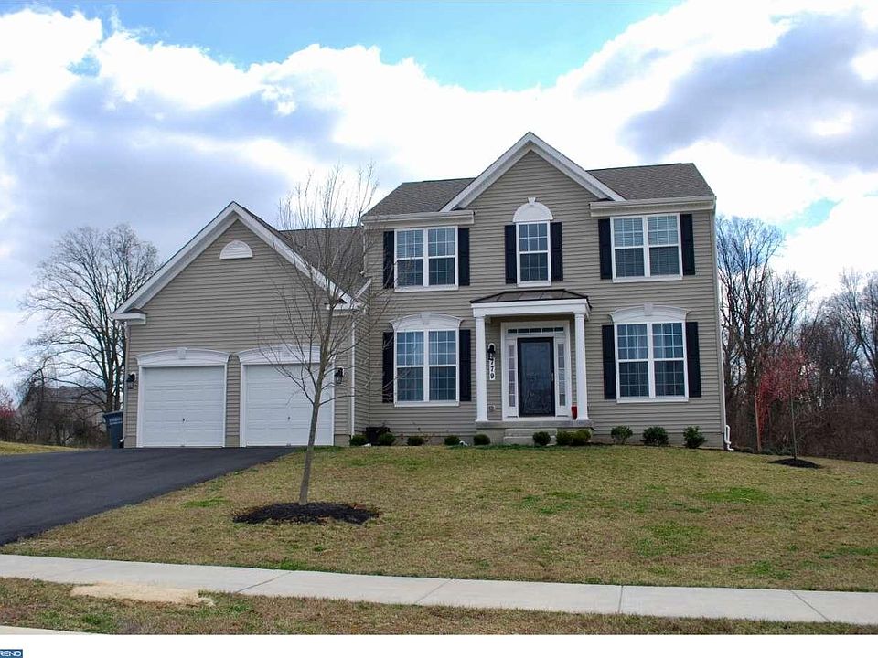 1st image of 779 Ashington Dr