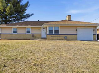 3421 N Rockwood Rd, Peoria, IL 61604