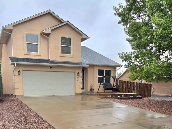 679 S Bow Mar Dr, Pueblo West, CO 81007