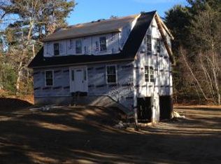 47 Mill Pond Rd, Epping, NH 03042