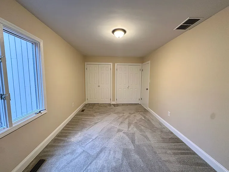 1749 Hillside Pl — Photo 23