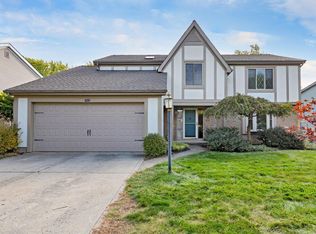 7922 Chetenham Dr, Columbus, OH 43081