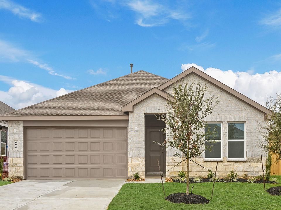 1st image of 694 Daniels Lake Ln