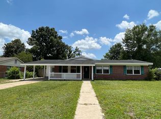 6521 College Dr, Milton, FL 32570